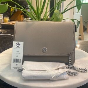 NWT Tory Burch Emerson Chain Wallet
